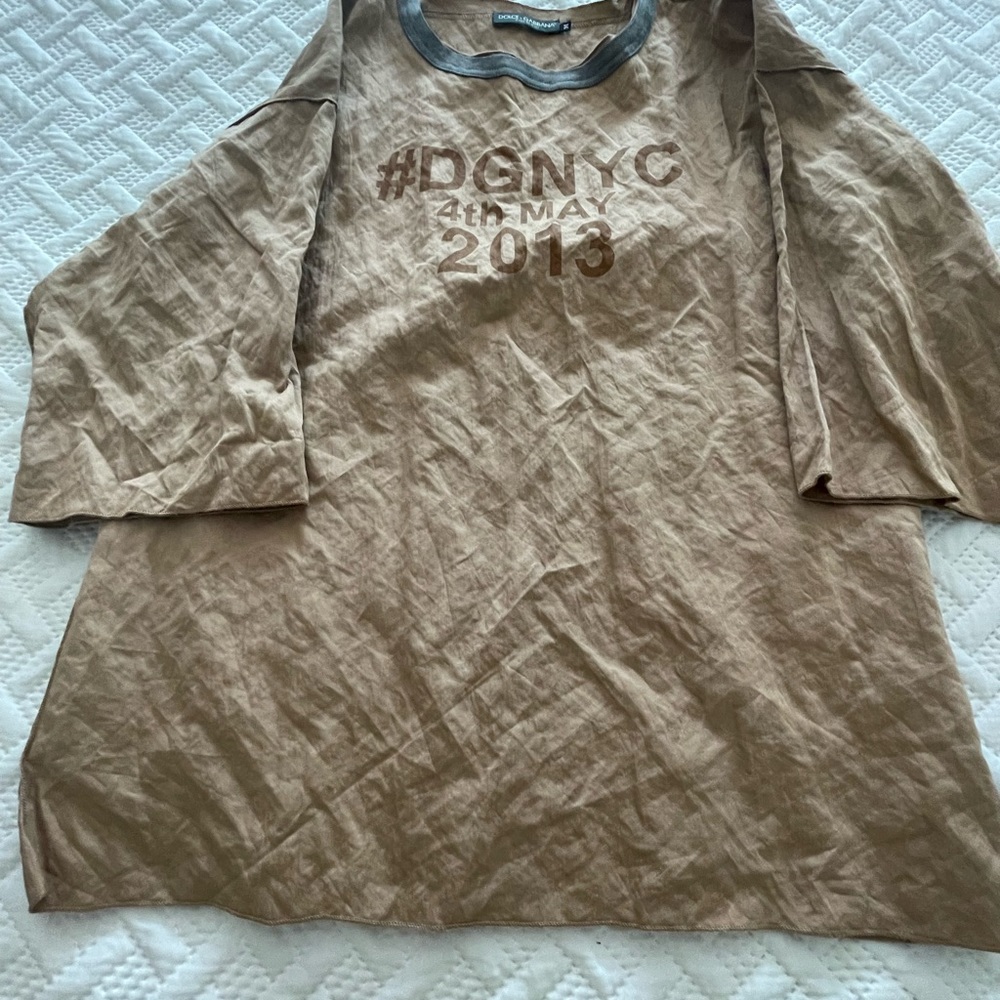 Dolce & Gabbana oversized T-shirt in brown.